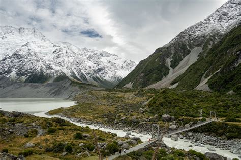 Hooker Valley Track Bridge One Of The Foot Bridges On The Flickr