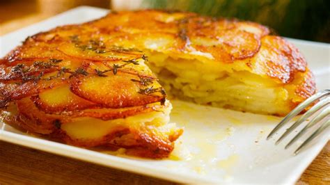 Pommes Anna - Easy Meals with Video Recipes by Chef Joel Mielle - RECIPE30 Pommes Anna Potatoes ...