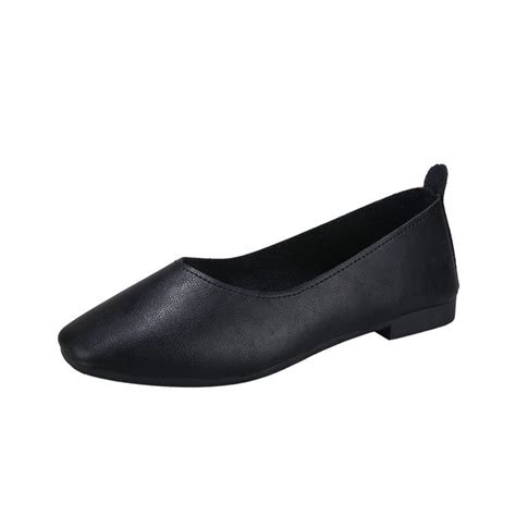 Black Flats, Women's Fashion, Footwear, Flats on Carousell