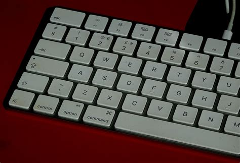 White Computer Keyboard Free Stock Photo - Public Domain Pictures