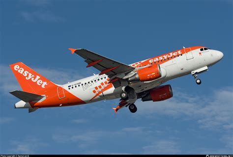 G EZDN EasyJet Airbus A319 111 Photo By Ramon Jordi ID 743857