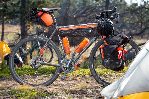 New Niner RLT 9 Gravel Adventure Road Bikes Gain Thru Axles Carbon