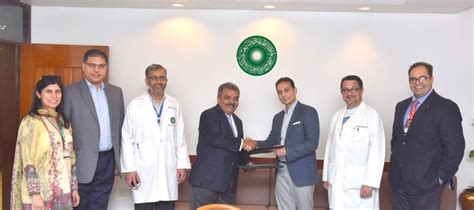 Aga Khan University Alumni give back through landmark donation – Ismailimail