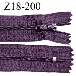 Fermeture zip 18 cm non séparable couleur aubergine largeur 2 7 cm zip