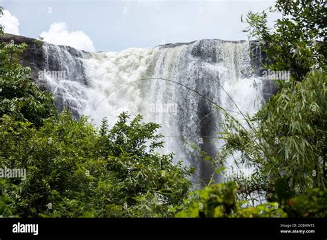 Athirapally waterfalls hi-res stock photography and images - Alamy