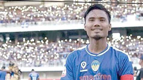 Berita Persib Terbaru Hari Ini Bek Top Lokal Aditya Putra Dewa Resmi