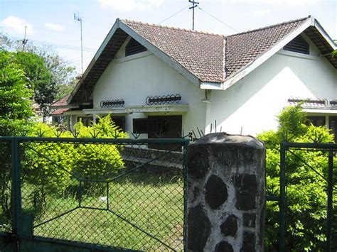 Arsitektur Rumah Belanda Trunojoyo Salah Satu Rumah Denga Flickr