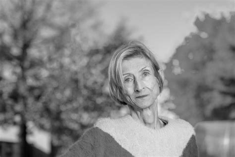 Overleden Zwolse poëet Hedwig Selles (54) was ‘mentaal wereldkampioen ...