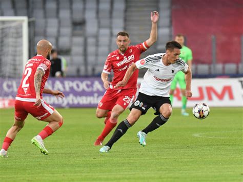 Foto Clasamentul din play out după U Cluj Dinamo Câinii roșii