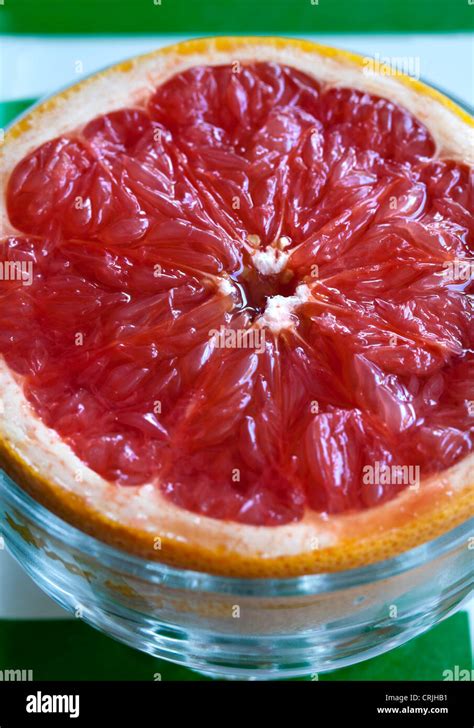 Pink Grapefruit Hi Res Stock Photography And Images Alamy