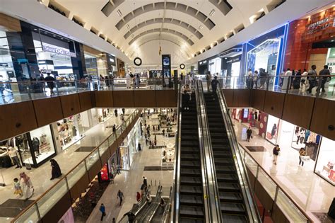 Dubai Mall Faites Du Shopping Dans Le Plus Grand Centre Commercial Du