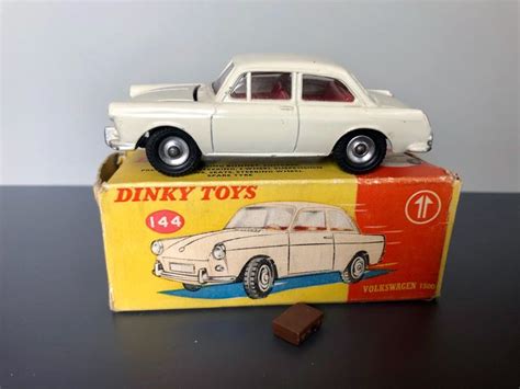 Dinky Toys 1 43 Dinky No 144 Volkswagen 1500 Original Catawiki