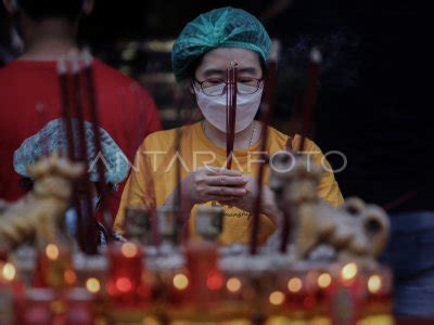 IBADAH IMLEK DI TANGERANG ANTARA Foto