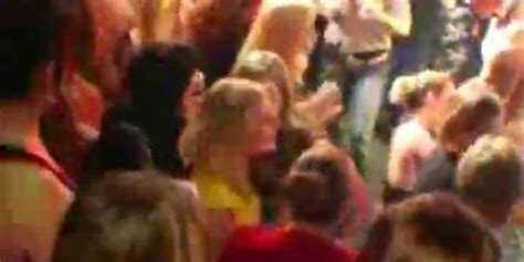 Girls Fuck Strippers At Party Tnaflix