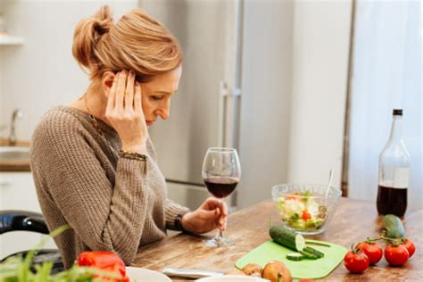 Food And Headache 7 Foods That Can Trigger Chronic Headache Expert Speaks