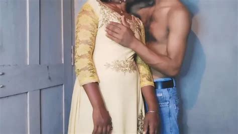 Indisches Bengalisches Paar Hardcore Fick Behaarte Muschi Kompletter Film XHamster