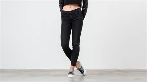 Levi S Innovation Super Skinny Jeans