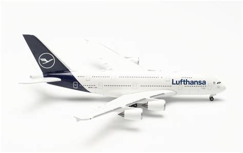 Herpa 533072 001 Aircraft Lufthansa Airbus A380 D Aimk Düsseldorf On