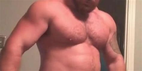 Sexy Big Cock Musclebear Flexing Naked P Hot Alpha Bear Onlyfansbeefbeast Tnaflix