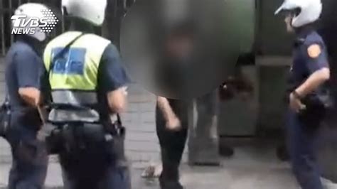 爆口角持刀砍兄！ 20快打警封街逮人