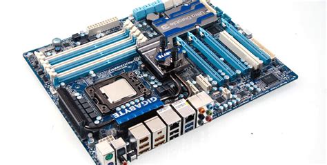 Gigabyte Intel X58 Motherboard GA X58A UD7 LGA 1366 DDR3 USB 3 0 SATA