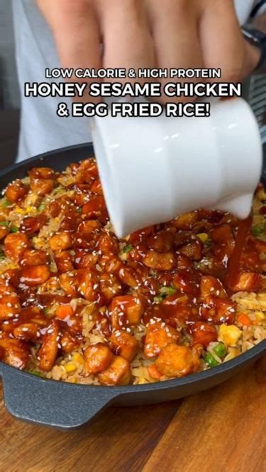 Healthy Honey Sesame Chicken & Egg Fried Rice! | Matoppskrifter, Egg