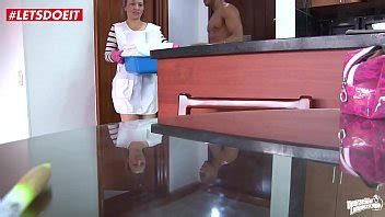 Letsdoeit Una Criada Colombiana Cachonda Monta Pollas Mejor Que Ella Hace Su Trabajo Xvideos