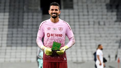 Marcos Felipe celebra boa fase elogia trabalho coletivo e vê time