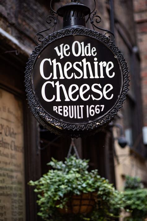 Ye Olde Cheshire Cheese Pub and Chop House Fleet Street London