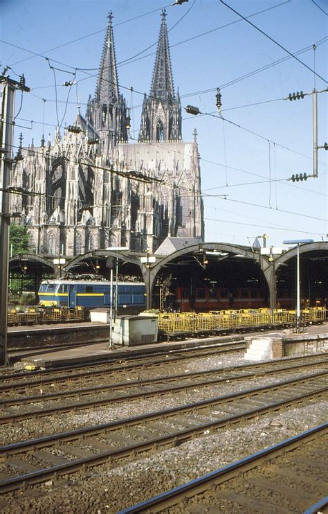 SNCB 1606 has arrived Köln Hbf with an Oostende to Köln De Flickr