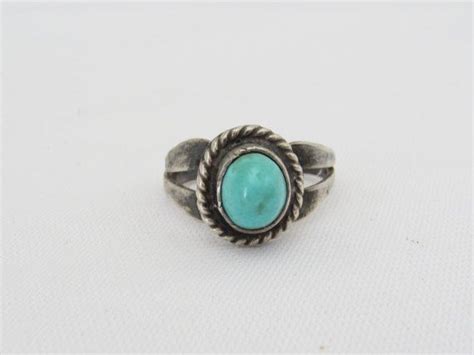 Vintage Southwestern Sterling Silver Turquoise Ring Size 5 75