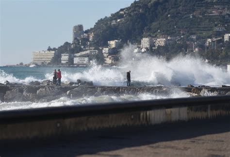 Terremoto Di Stanotte In Turchia Allerta Rossa Per Il Pericolo Di