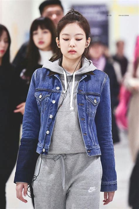 BLACKPINK Jennie At Gimpo Airport BLACKPINK Blackpink Fashion