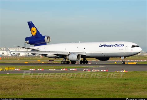 D ALCF Lufthansa Cargo McDonnell Douglas MD 11F Photo By JRC Aviation