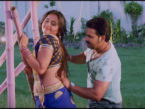 ‘chhalakata Hamro Jawaniya Pawan Singh And Kajal Raghwanis Romantic