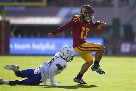 Heisman Winner Caleb Williams Throws 4 Td Passes Leads No 6 Usc Past