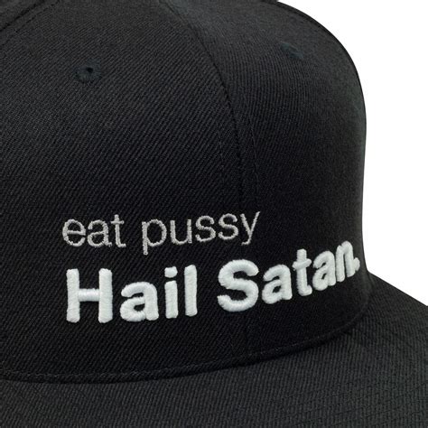 Casquette HOLY BLVK EAT PUSSY HAIL SATAN HB021 Metalmonde Fr