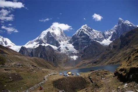 Los Impresionantes Andes Del Perú