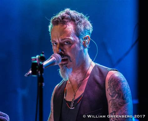 Review Richie Kotzen Kicks Off Salting Earth World Tour Canyon