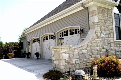 Stoned Exterior And Accent Wall Tan Ashlar Jandn Stone Cottage Exterior