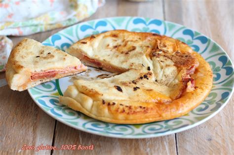 Focaccia Cotta In Padella Ripiena Di Pomodoro Ricetta