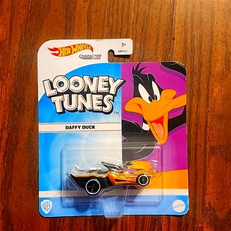 Hot Wheels Toys Hot Wheels Character Car Looney Tunes Hnp32 Daffy Duck Poshmark