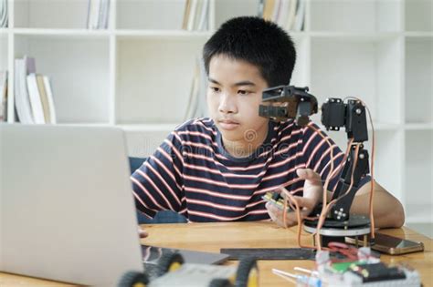 Student Doing Robot Project in Science Technology of Robotics ...