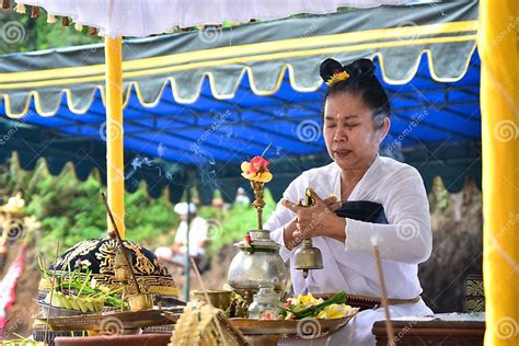 Woman Balinese Priest As The Praying Leader On Hindu Bali Ritual Editorial Photo Image Of East