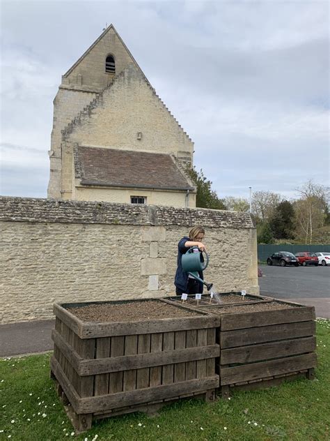 Jardinières citoyennes de Castine en Plaine En savoir plus Des