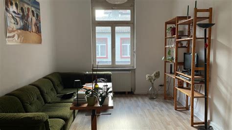 Schönes WG Zimmer zur Zwischenmiete in großzügiger Altbau WG