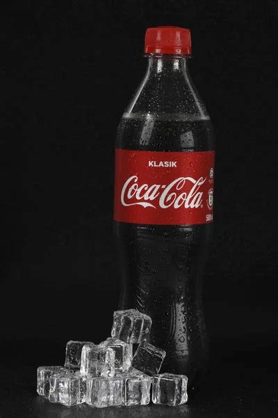 Coca Cola Can Stock Editorial Photo Eskaylim