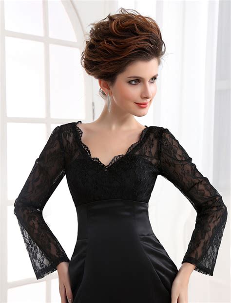 Black Long Sleeves Lace V Neck Sheath Satin Cocktail Dress