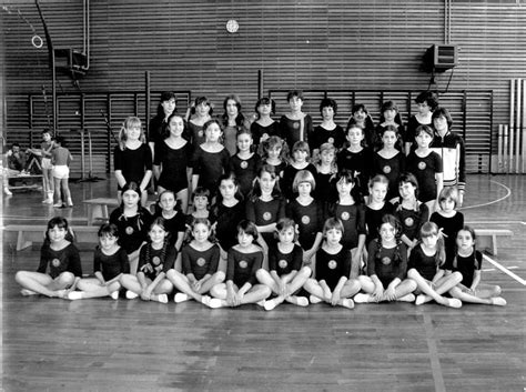 Photo De Classe Section Gymnastique Sportive De 1977 Amicale Laique De