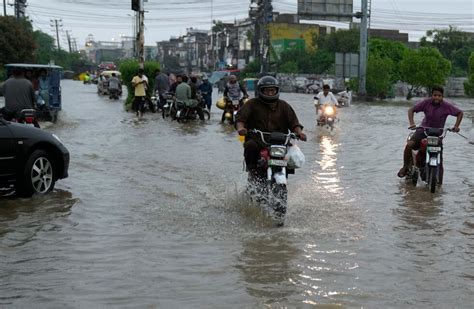 Las Lluvias Del Monz N Azotan Pakist N A Un A O De Las Inundaciones Letales